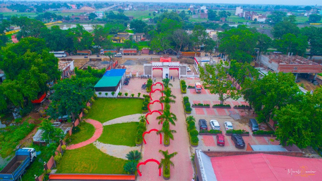 Hotel Sukhdeo Palace Гая Екстериор снимка